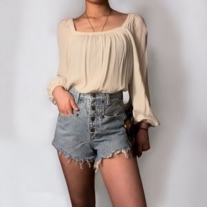 Vintage R.D. Simpson Light Wash High-Rise Button-Fly Denim Shorts (Size 7)